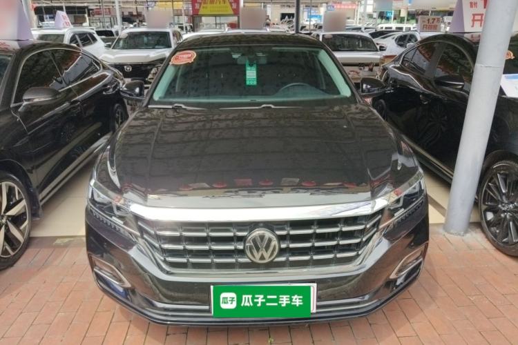Used Volkswagen Passat 2019 330TSI Luxury Edition China V Standard Front
