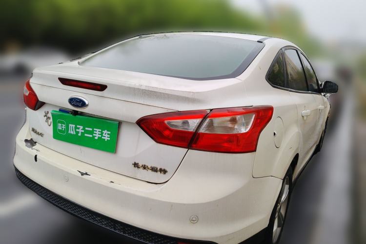 Used Ford Focus 2012 Sedan 1.6L Automatic Fashion Edition