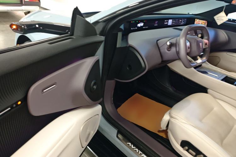 Used Avatr 12 2023 650 Three-Laser Four-Wheel Drive Performance Edition
