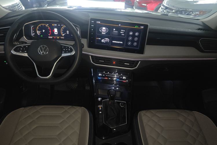 Used Volkswagen Tayron 2023 280TSI Two-Wheel-Drive Luxury Plus Advanced Version
