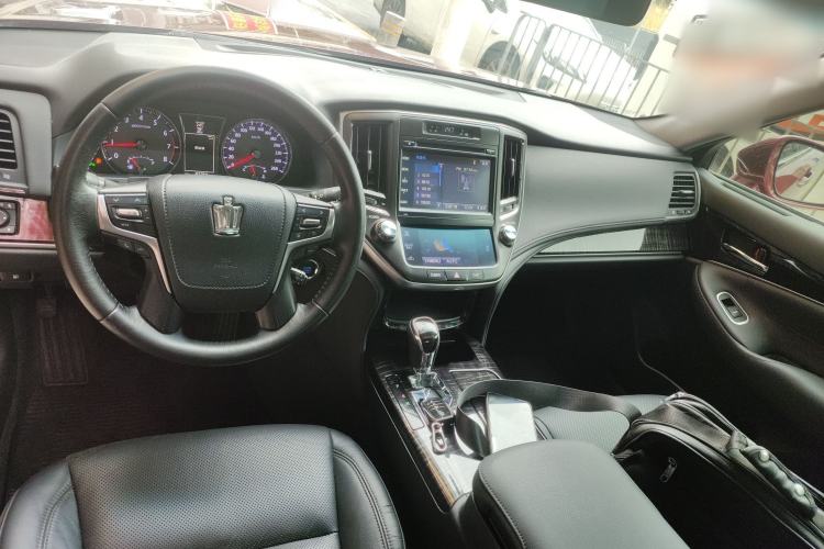 Used Toyota Crown 2015 2.5L Fashion Limited Edition
