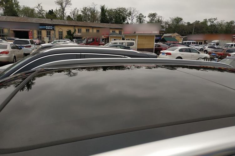 Used Hongqi HS5 2023 2.0T Qixiang Pro 500 000th Unit Commemorative Edition Roof