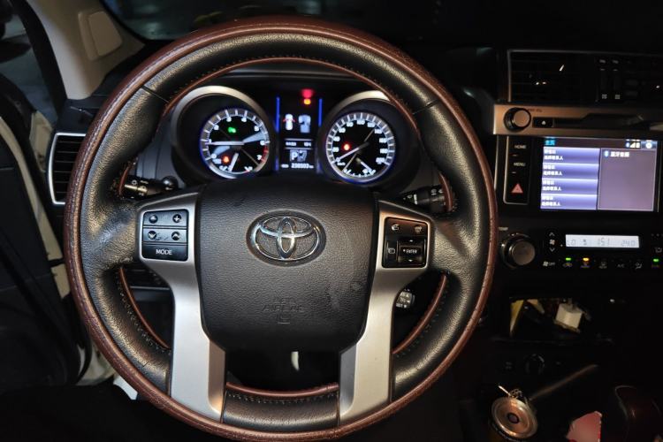 Used Toyota Prado 2016 3.5L Automatic TX-L Steering Wheel