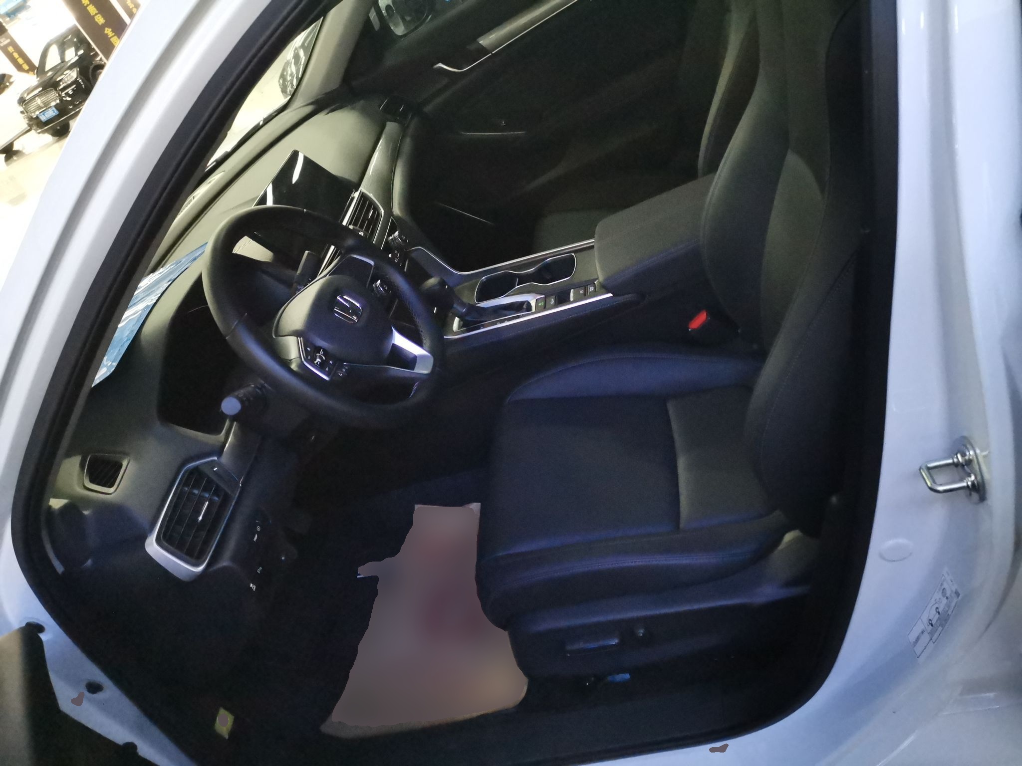 Переднее сиденье в автомобиле