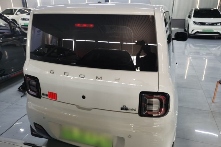 Used Geely Galaxy Panda 2024 Panda Mini 200km Endurance Bear