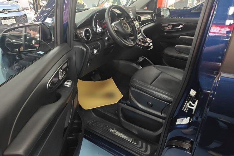 Used Mercedes-Benz V-Class 2018 V 260 Avantgarde Edition China V