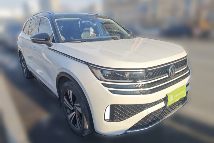 Used Volkswagen Tavendor 2023 380TSI Four-Wheel Drive R-Line Cruise Edition Front Right 45 Deg