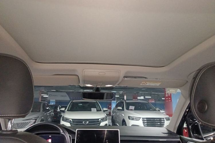 Used Volkswagen Tiguan L 2022 330TSI Automatic Two-Wheel Drive R-Line Enhanced Edition
