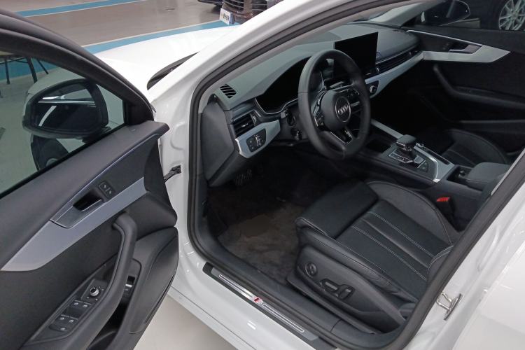 Used Audi A4L 2022 40 TFSI Fashion Dynamic Model