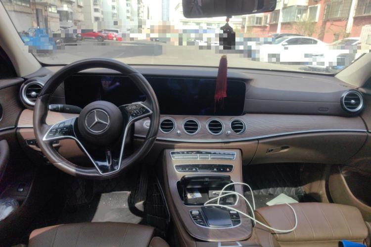 Used Mercedes-Benz E-Class 2021 Facelift E 260 L Center Console