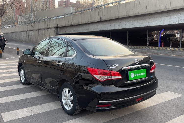 Used Nissan Sylphy 2016 Classic 1.6XE Manual Comfort Edition Exterior 6