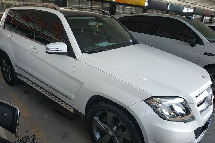 Used Mercedes-Benz GLK-Class 2013 GLK 300 4MATIC Dynamic Sunroof Model