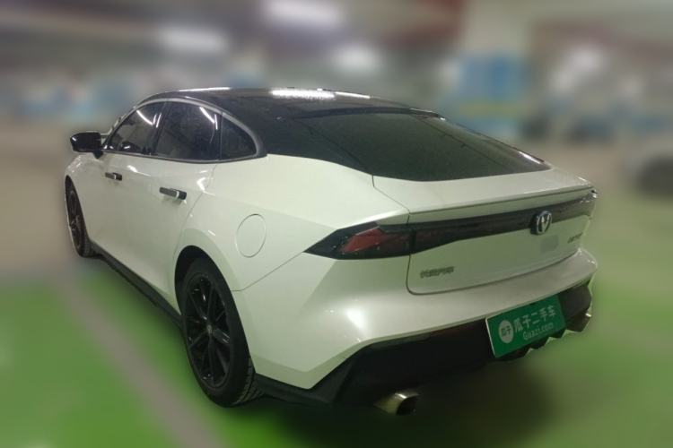 Used CHANGAN UNI-V 2022 1.5T Prestige Version Rear Left 45 Deg