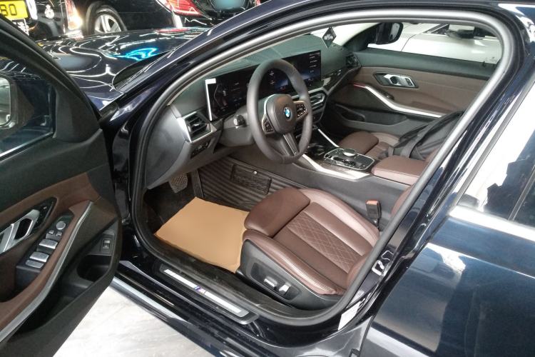 Used BMW 3 Series 2023 325Li M Sport Package Driver Seat