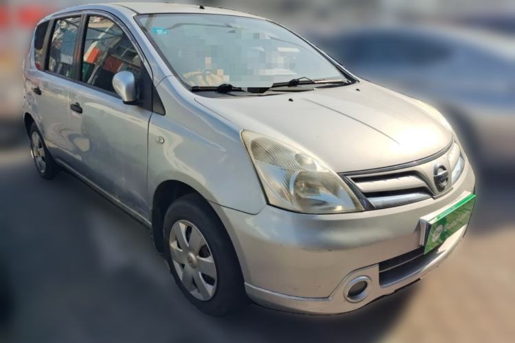 Used Nissan Livina 2010 Jingyue Edition 1.6L Manual All-Around Model
