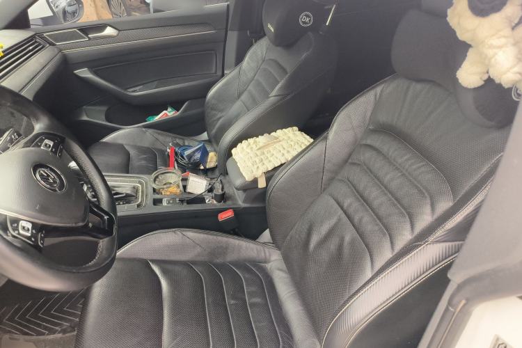 Used Volkswagen FAW-Volkswagen CC 2020 330TSI Glamour Edition China VI Standard Left Front Seat