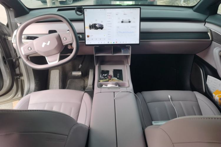 Used ONVO L60 2024 60 kWh Rear-Drive Version
