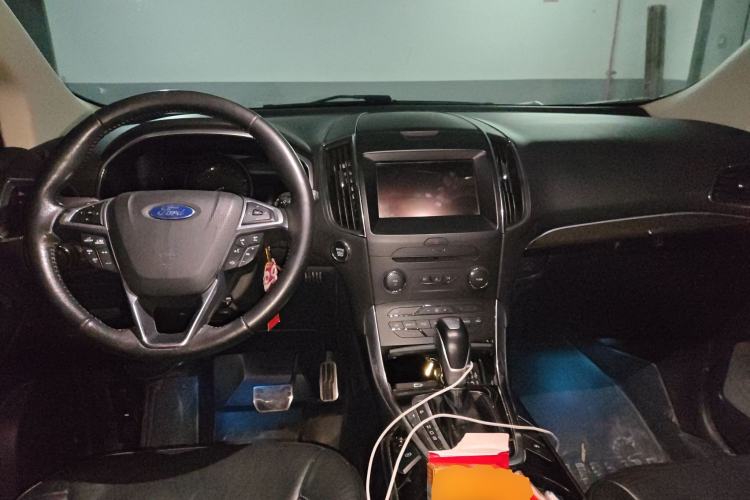 Used Ford Edge 2018 EcoBoost 245 Two-Wheel-Drive Titanium 7-Seater China V Standard
