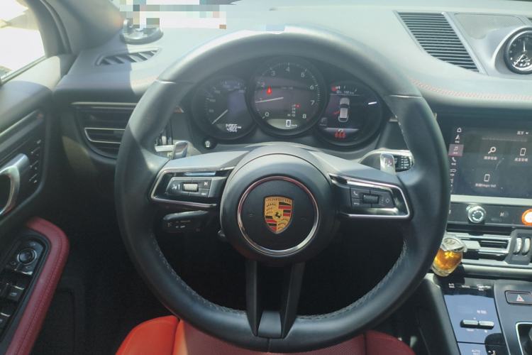 Used Porsche Macan 2023 Macan 2.0T Steering Wheel