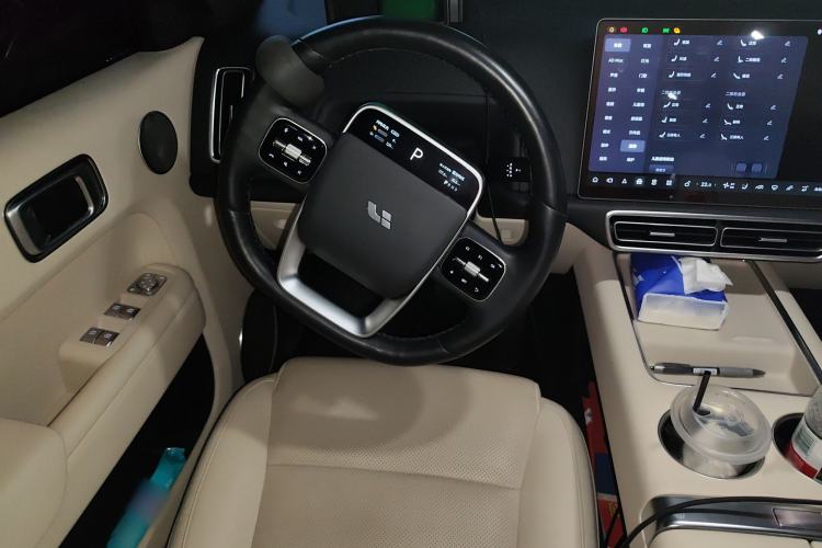 Used Li Auto L9 2022 Max model
