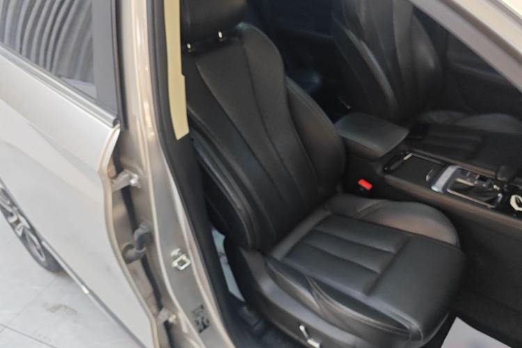 Used JETOUR X90 2019 1.6T DCT Zhaolü Edition 5 Seats China VI Standard Right Front Seat