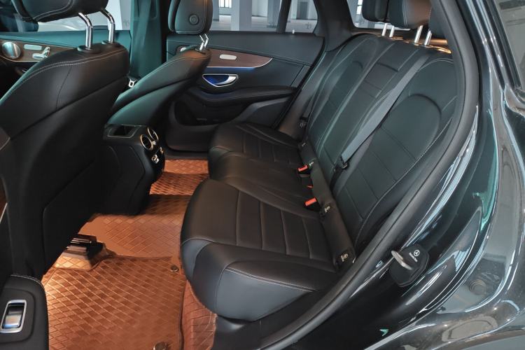 Used Mercedes-Benz GLC 2021 GLC 300 L 4MATIC Dynamic Model Left Rear Seat