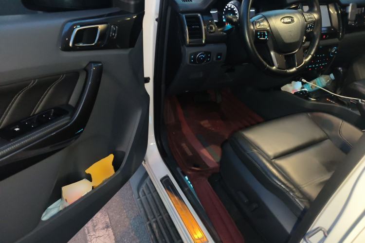 Used Ford Everest 2017 2.0T Gasoline Automatic 4x4 Flagship Edition 7 Seats