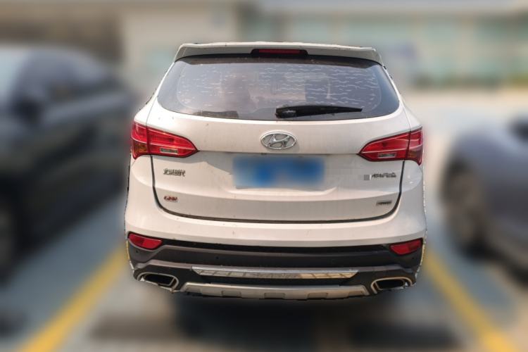 Used Hyundai Santa Fe 2013 Revised Version 2.4L Automatic All-Wheel Drive Smart Type Rear