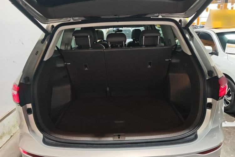 Used Volkswagen Viloran 2020 330TSI Luxury Edition