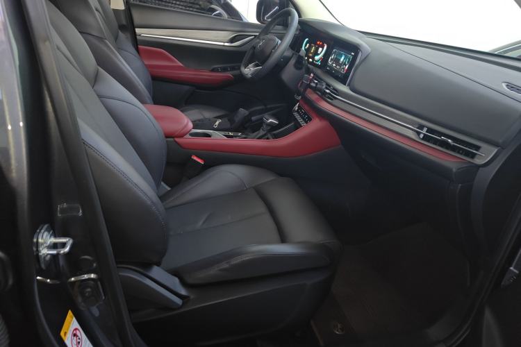 Used CHANGAN CS55PLUS 2022 Blue Whale Edition 1.5T DCT Luxury Model
