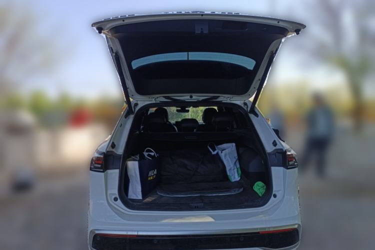 Used Volkswagen Tiguan L 2024 PRO 330TSI Two-Wheel Drive Smart Edition
