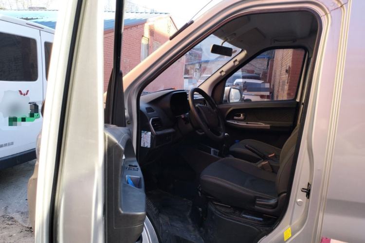 Used CHANGAN KAICHENG Ruixing M60 2023 1.5L GDI Comfort Van 2-Seater
