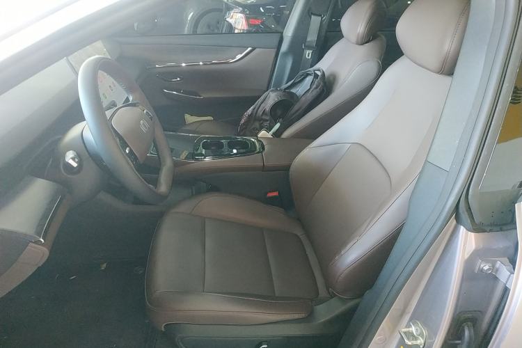 Used CHANGAN NEVO A07 2026 Model Ultra-Long Blue Whale Range-Extending 310 Luxury Edition Left Front Seat