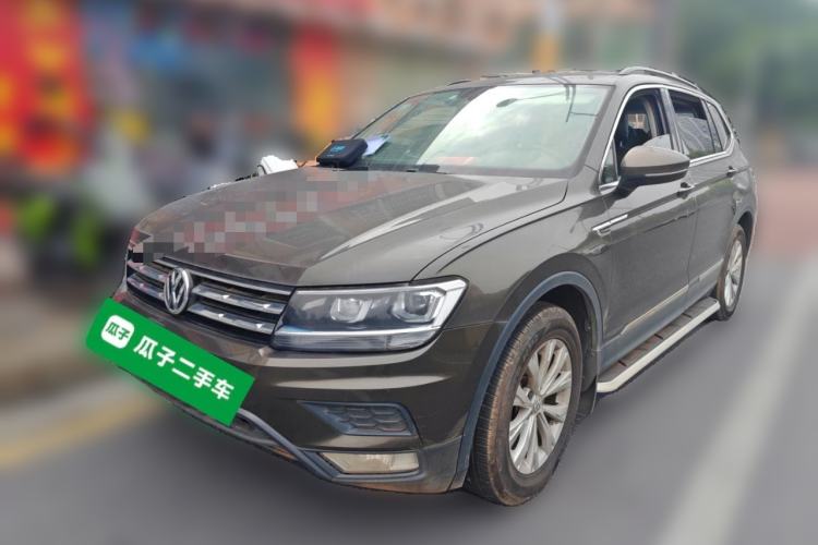 Used Volkswagen Tiguan L 2017 330TSI Automatic Two-Wheel Drive Luxury Edition