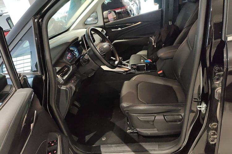 Used SAIC MAXUS EUNIQ 5 2020 1.3T PLUG-IN Elite Edition
