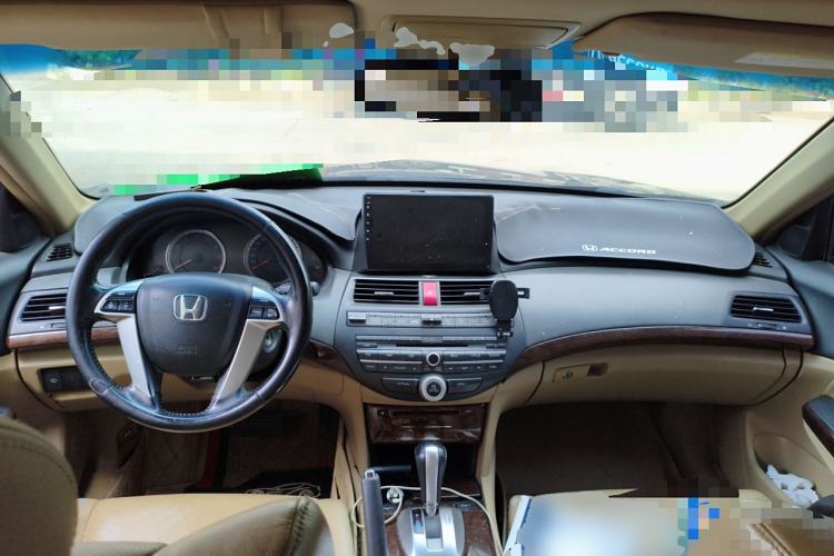 Used Honda Accord 2013 2.0L SE
