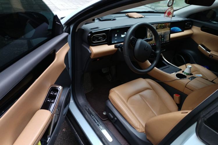 Used Leapmotor C01 2024 Pure Electric 525 Luxury Edition Driver Seat