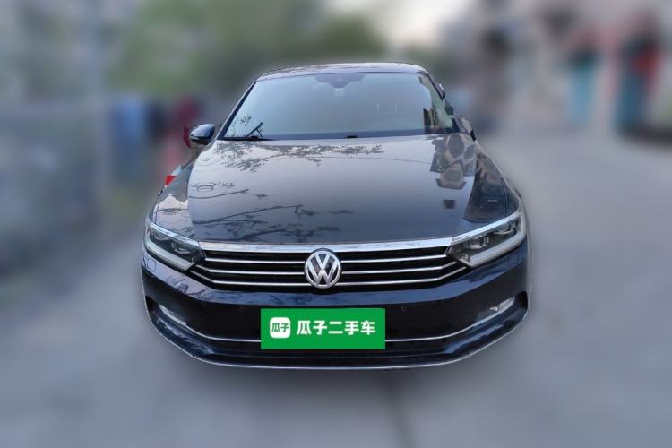 Used Volkswagen Magotan 2018 330TSI DSG Luxury Model Front