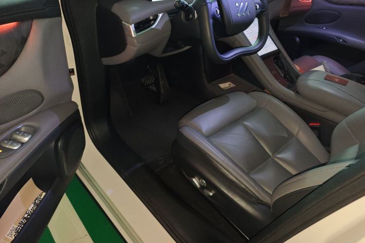 Used IM LS6 2023 Max Standard Edition Driver Seat