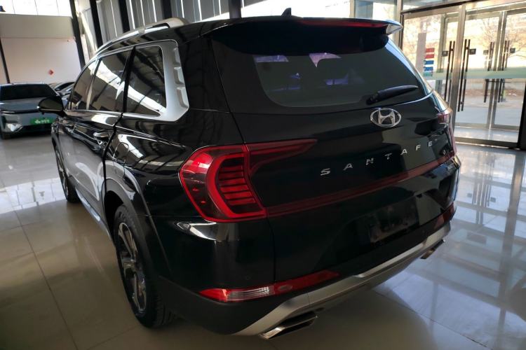 Used Hyundai Santa Fe 2020 380 TGDi Automatic Two-Wheel Drive GLS Luxury Edition Exterior 2