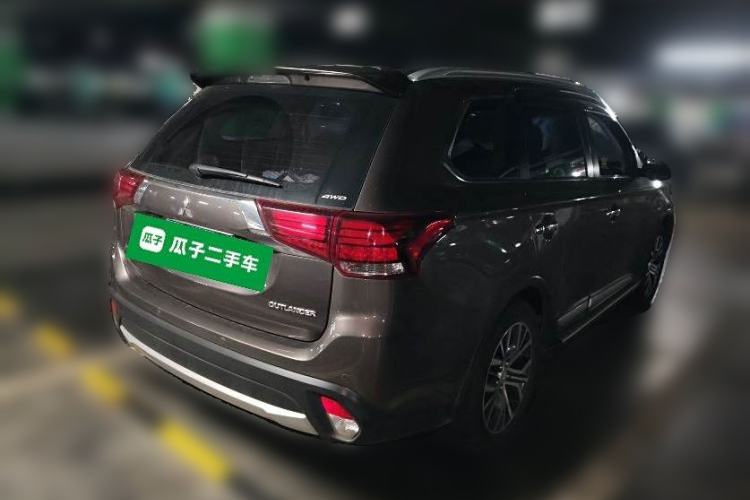 Used Mitsubishi Outlander 2016 2.4L 4x4 Elite Edition 5 Seats
