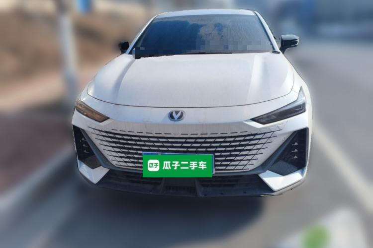 Used CHANGAN UNI-V 2023 1.5T Premium Model