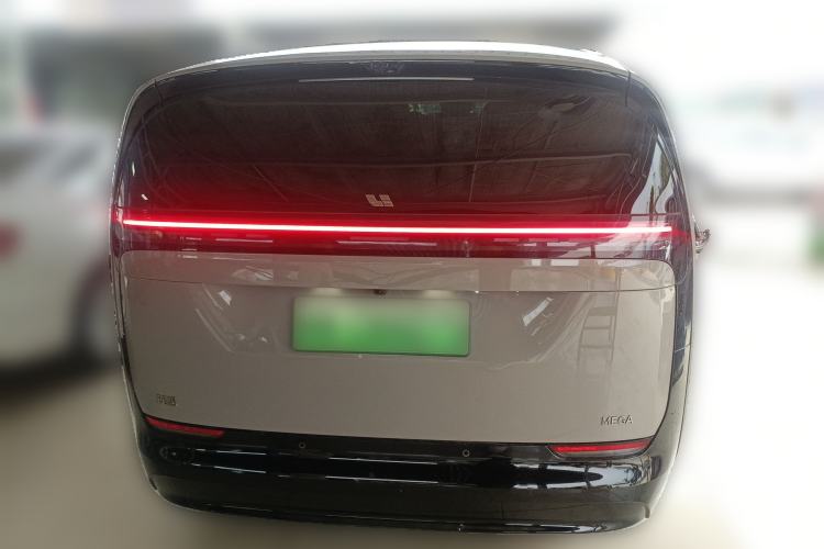 Used Li Auto MEGA 2025 Home Family Special Edition Rear