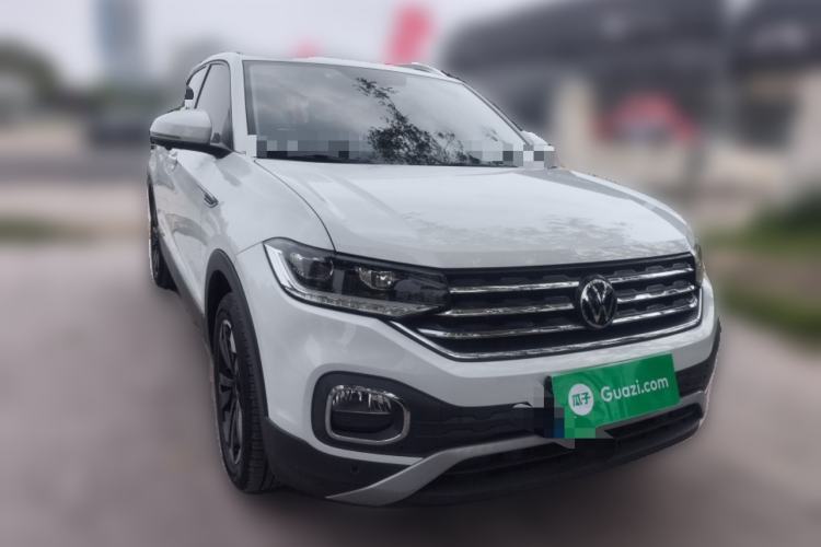 Used Volkswagen Tacqua 2020 280TSI DSG EnjoyPro Front Right 45 Deg