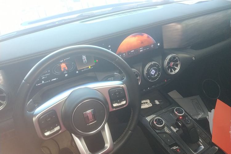 Used Tank 300 2024 2.0T Conqueror Center Console