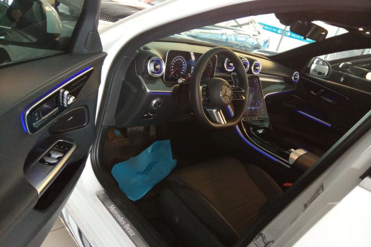 Used Mercedes-Benz C-Class 2023 Restyled C 260 L Sport Edition Driver Seat