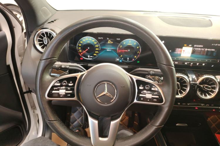 Used Mercedes-Benz GLA 2020 GLA 200 Steering Wheel