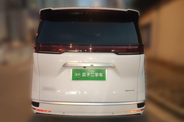 Used Denza D9 2024 DM-i 980 Four-Wheel Drive Flagship Model
