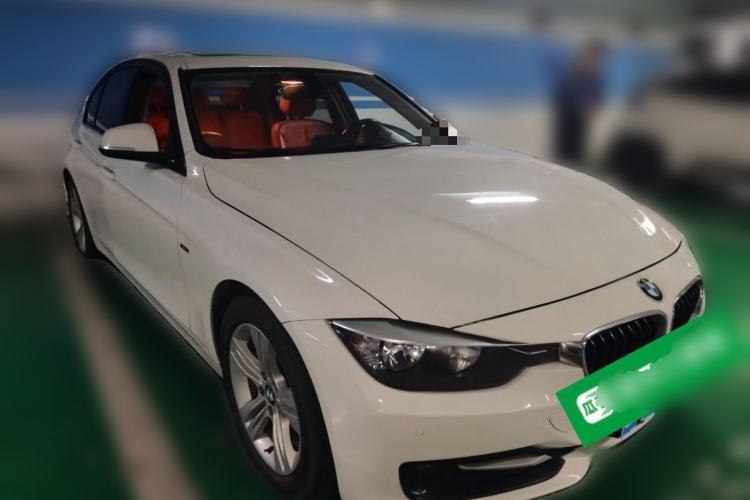 Used BMW 3 Series 2013 316i Sport Design Package Front Right 45 Deg