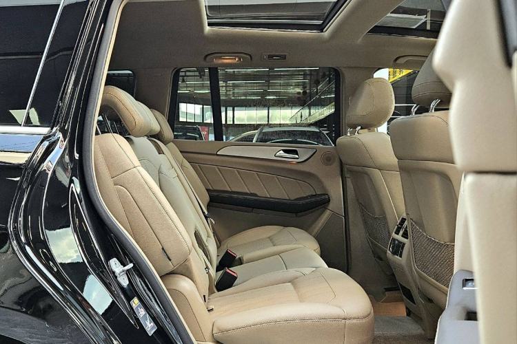 Used Mercedes-Benz GL-Class 2015 GL 400 4MATIC Dynamic Model
